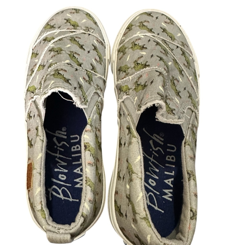 Blowfish Gray Sneakers for Casual Wear